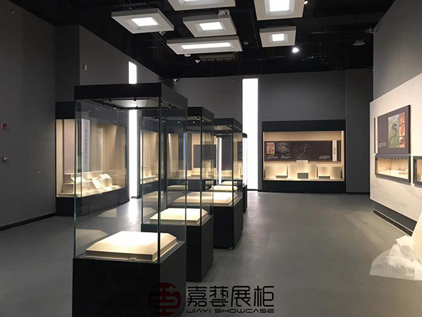 嘉藝展柜定制~舟曲博物館展柜案例 (2).jpg